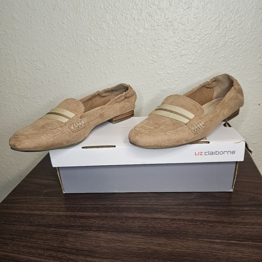Liz Claiborne Blackely Taupe Flats Loafer - Size 8 M - Pre-Own